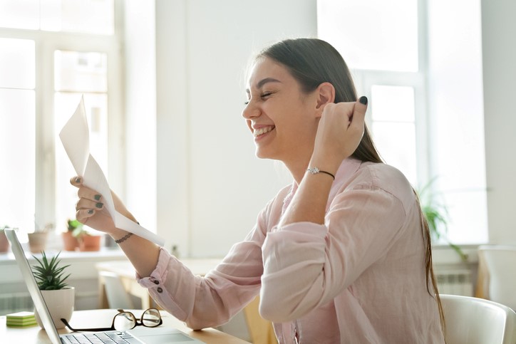 Strategies to Manage Imposter Syndrome   by Dr. Krista Wells, The Military Spouse Coach&reg; &##xa;